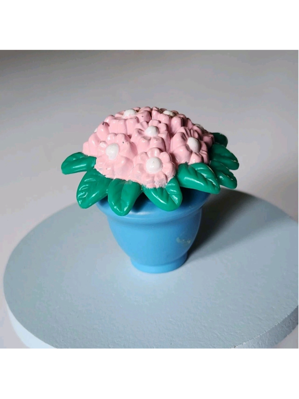 Vintage 1994 Fisher Price Loving Family Dollhouse Pink Flowers Blue Pot Plant